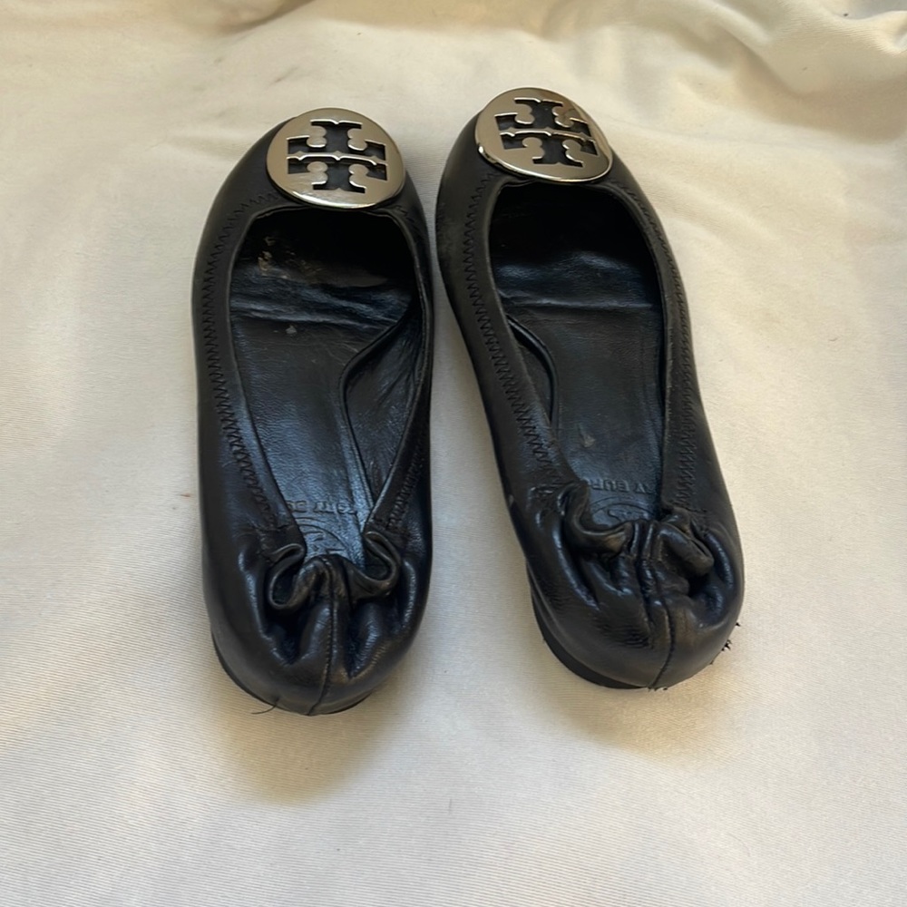 Tory Burch Flat in great condition